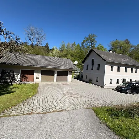 Danner - Zentrale Monteurunterkunft In Kirchham Für Arbeiter&touristen Schobersberg