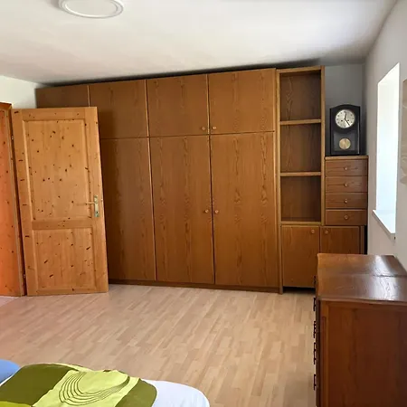 Danner - Zentrale Monteurunterkunft In Kirchham Für Arbeiter&touristen Apartment *